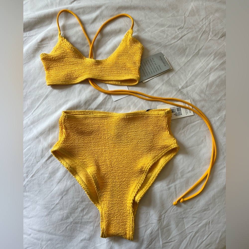 NWT Bond-eye Palmer Brief and Selena Top set - one size fits all scrunch bikini